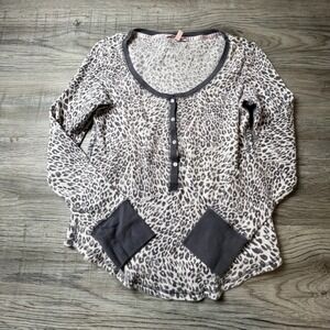 Victoria's Secret Henley Top Womens Small Grey Leopard Print Waffle Knit Thermal